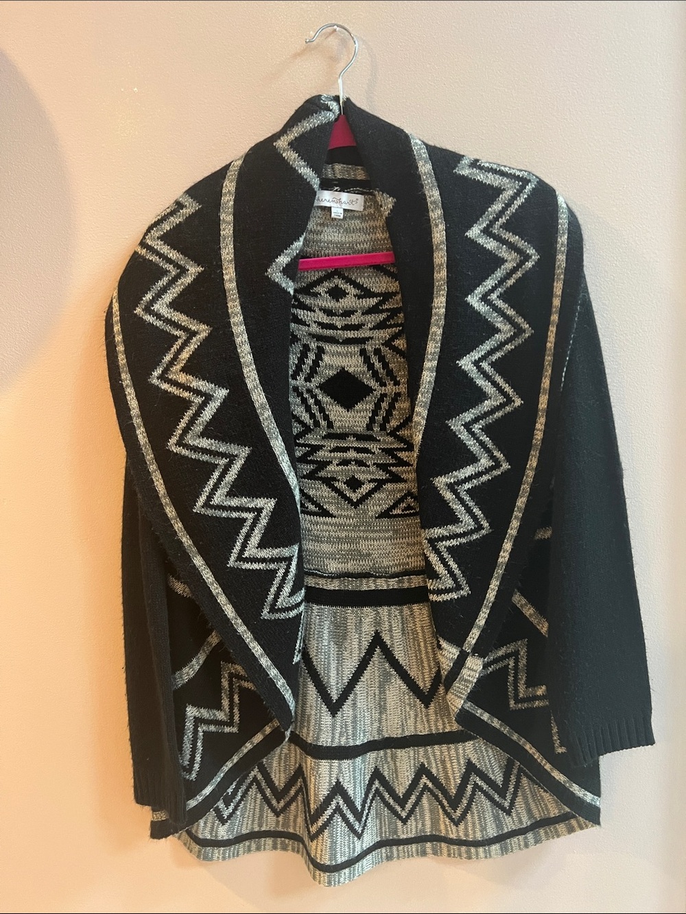 KEREN hart Black & Cream Aztec Open-Front Shawl Cardigan Size Large